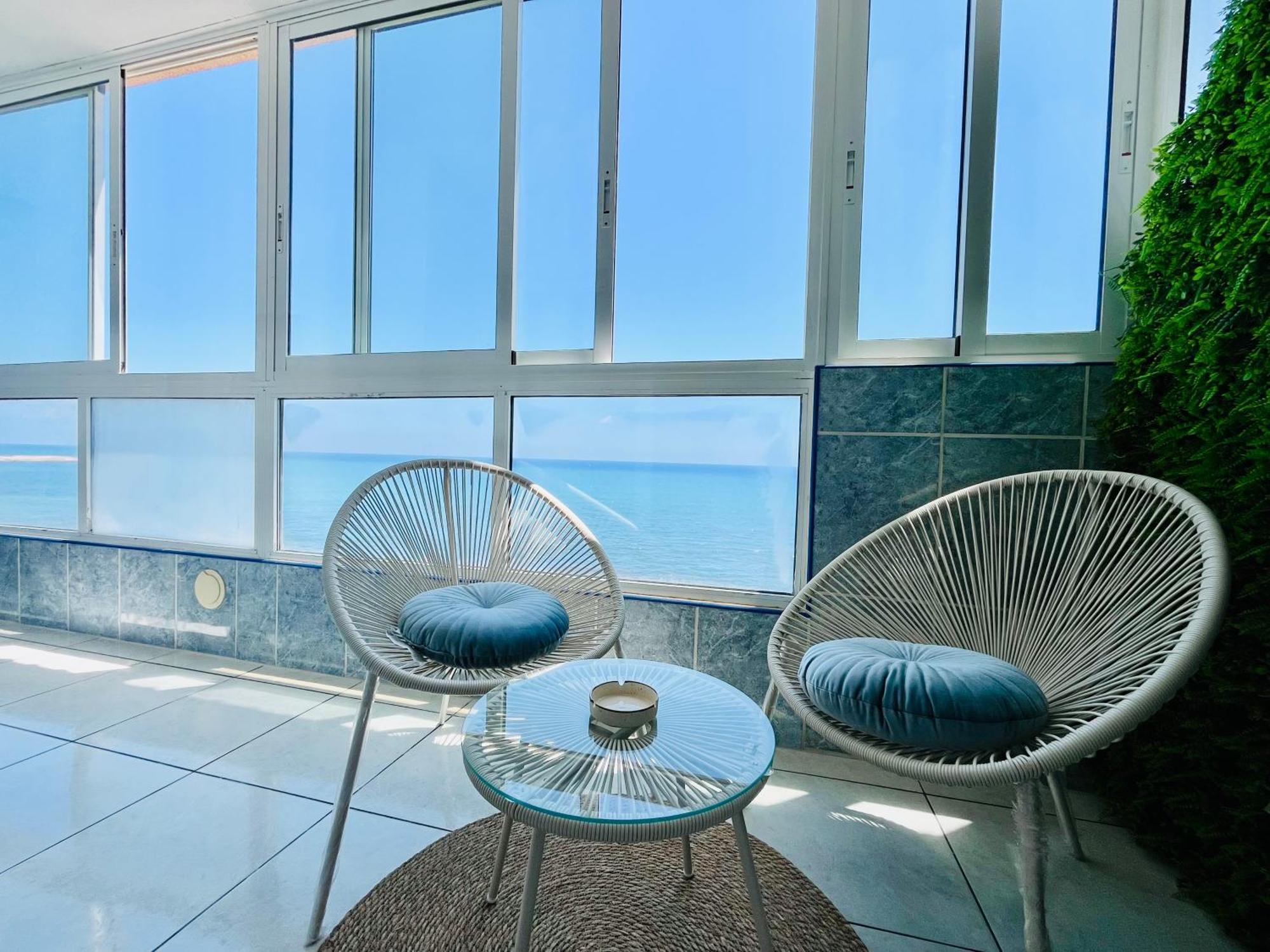 Seaside Haven Apartment Торевьиа Экстерьер фото