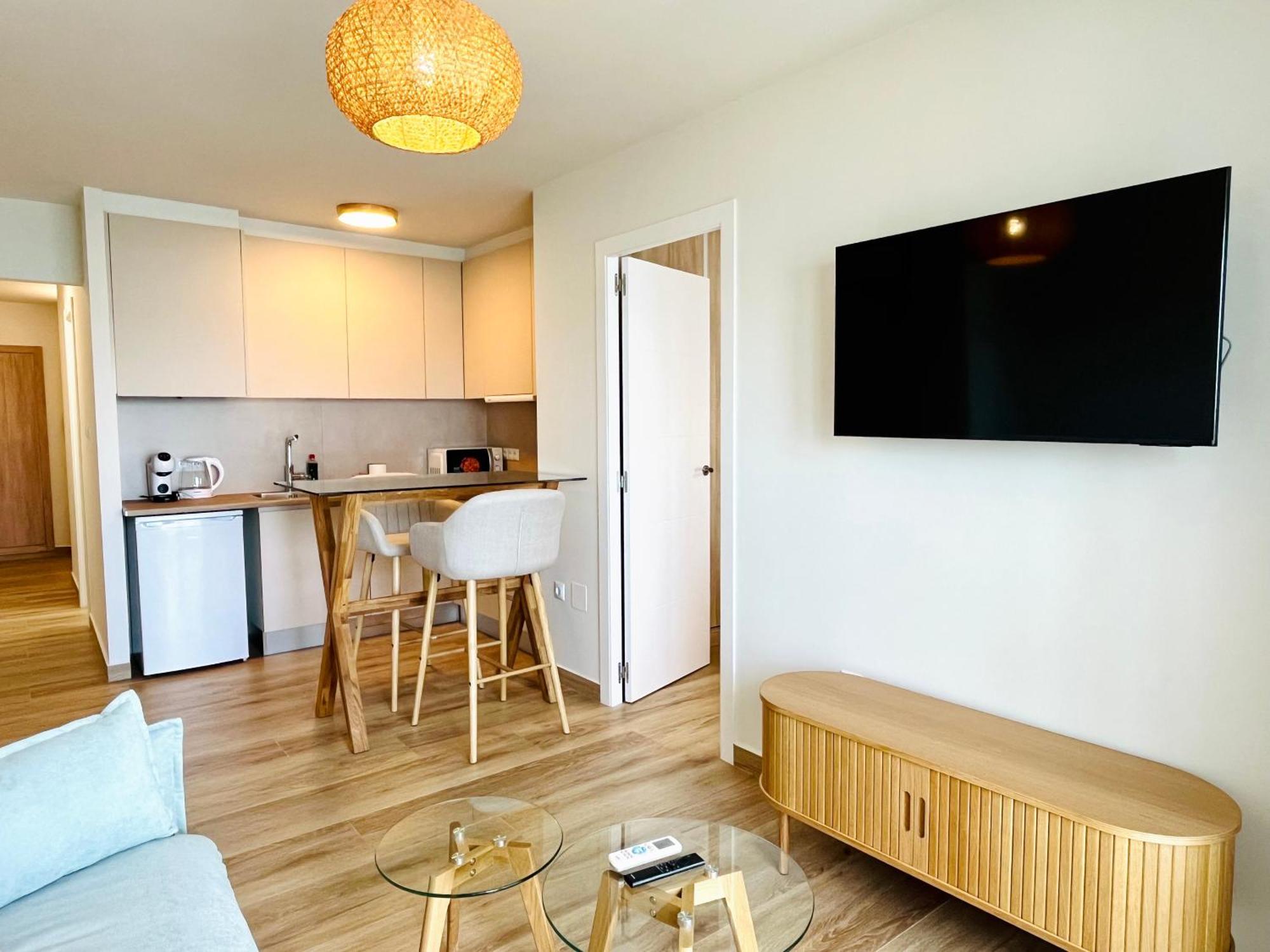 Seaside Haven Apartment Торевьиа Экстерьер фото